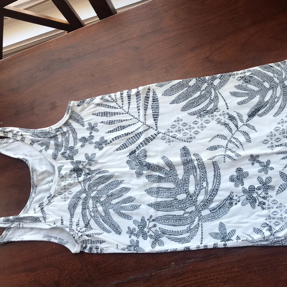 Black and white tropical tank